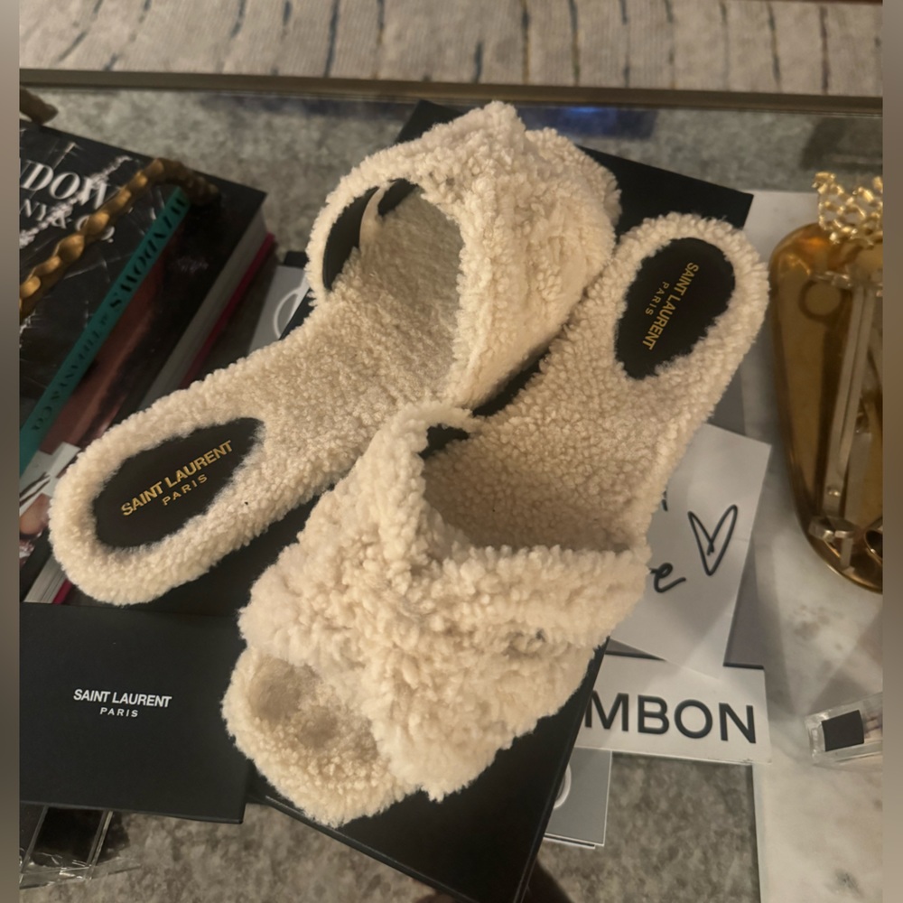 YSL Like New Tribute Shearling Flat Sandal